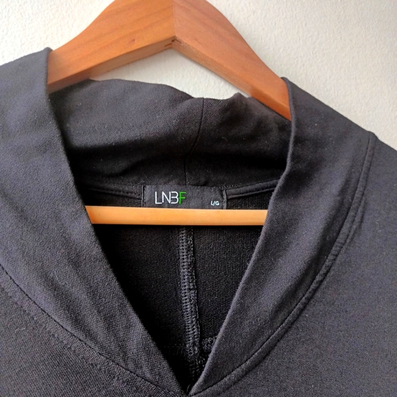 Black LNBF "Leave Nothing But Footprints" Loose Fitting Sleeveless Dress. - Picture 2 of 5